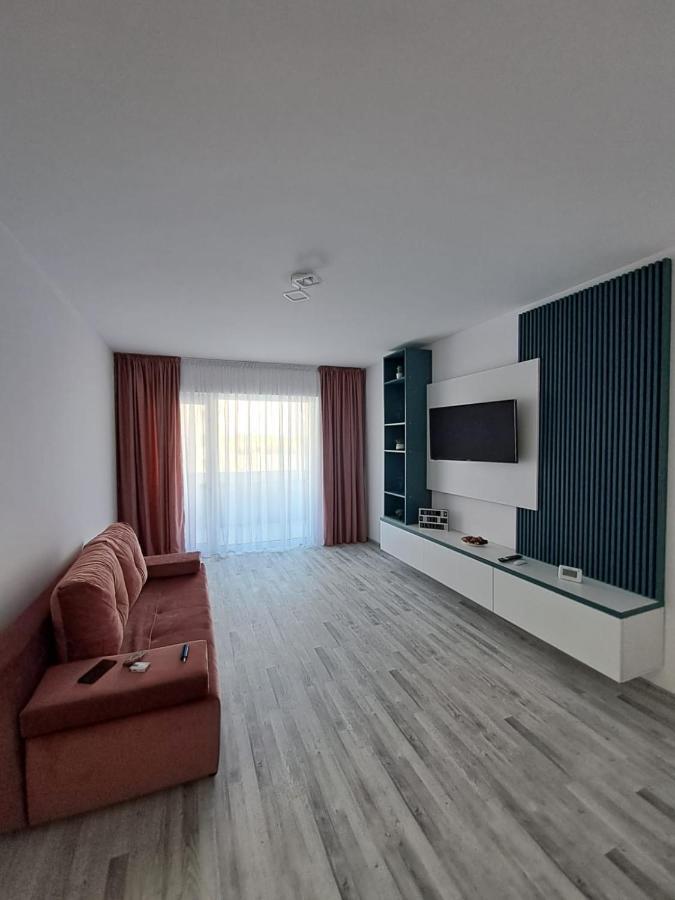 Happy Rental Apartments 2 Craiova Eksteriør billede