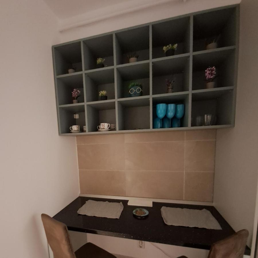 Happy Rental Apartments 2 Craiova Eksteriør billede